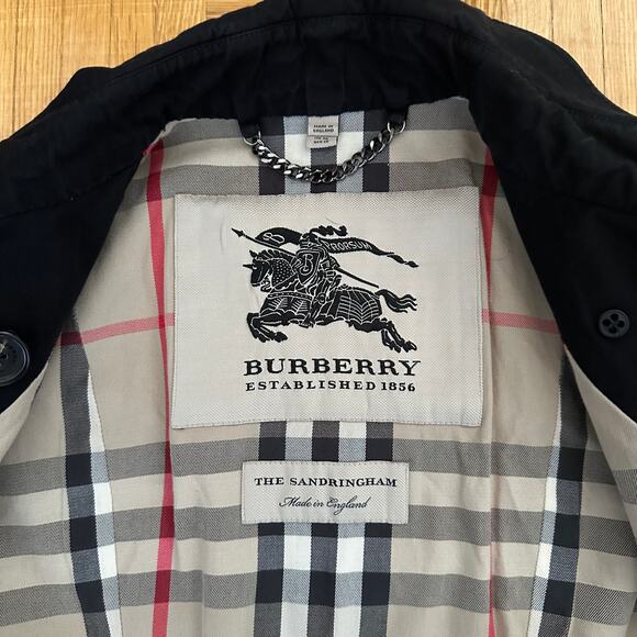 Burberry Sandringham long trench coat women Small *Missing Belt* - Picture 3 of 13